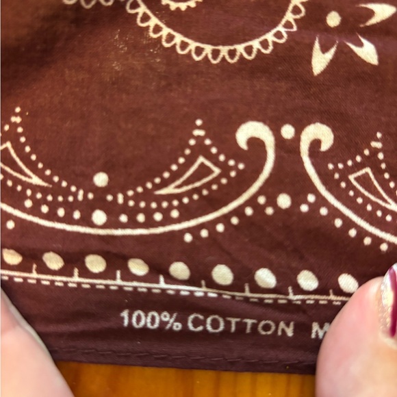 Maroon Bandana 100% Cotton - Picture 6 of 6